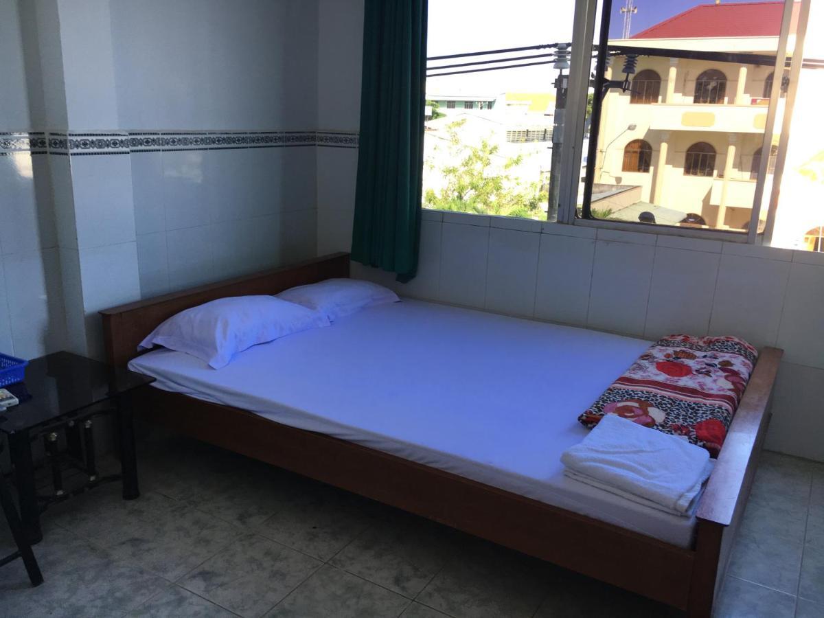 Khach San Thien Phuc Hotel Ca Mau Luaran gambar